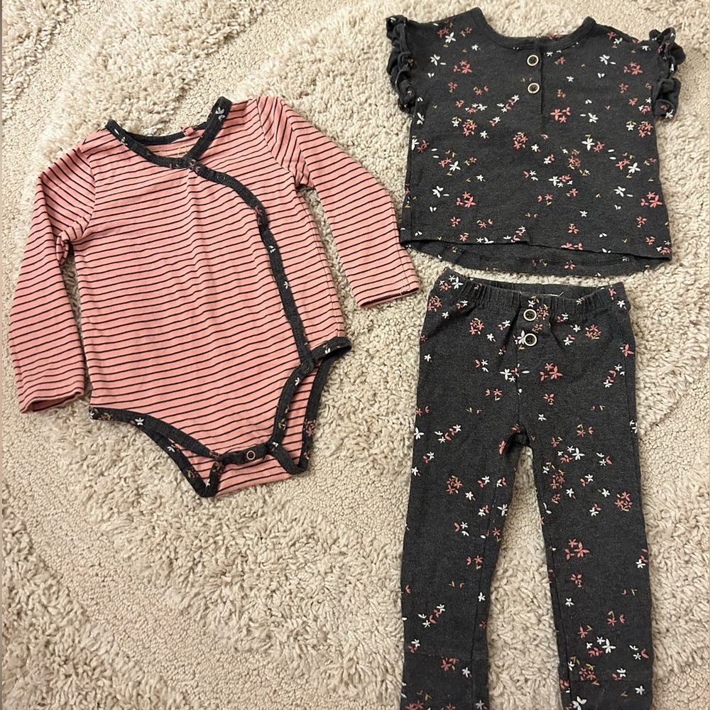 Jessica Simpson 18m 3 piece set